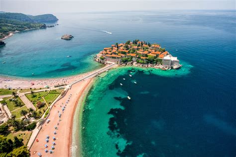 It has a coast on the adriatic sea to if we had to describe the european country of montenegro with only two words, those words are. Que ver en Montenegro ¡Trucos para visitar el país costero!