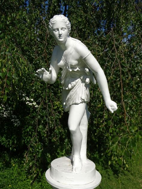 Antique French Statue, Atalanta | Statuary | Holloways Garden Antiques