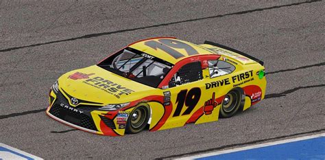 2018 nascar toyota camry photos are shown below. Drive First Camry 2018 by Steve Luvender - Trading Paints