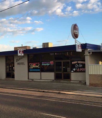 Good availability and great rates. Terrible Service - Brix Hotel, Stawell Traveller Reviews ...