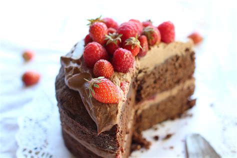 Gâteau double chocolat au mascarpone et fruits rouges