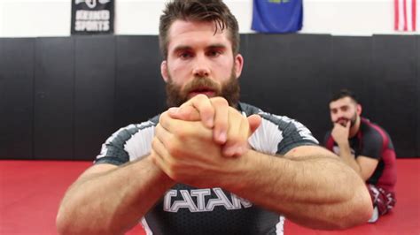 Reverse Grip Adjustment To Finish Arm In Guillotine Choke Youtube