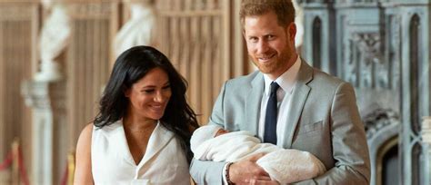 Meghan markle and prince harry welcome their royal baby archie harrison mountbatten windsor les invités meghan markle et son royal baby sarah grosjean et kody le grand cactus 69. Prince Harry et Meghan Markle : les premières images avec ...