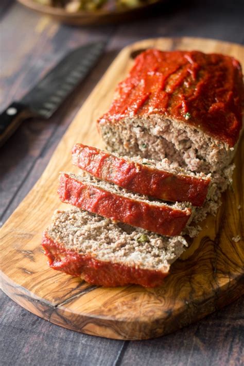 Skip the side of potatoes and the comfort food fave is totally healthy. Healthy Meatloaf Recipes Better Than the Classic | Greatist