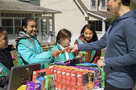 Girl Scout Cookies Thin Mints Bakeries And 5 Boxes Explained Vox