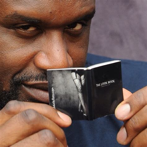 Shaq Reading A Phonebook Shaq Reading Know Your Meme