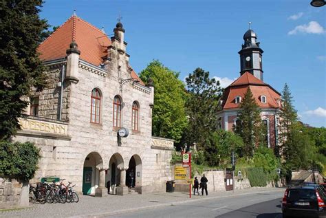 Aktuelle oder historische bodenrichtwerte suchen, die für bauland ab 2013 landesweit digital verfügbar sind, Führung mit Antje Falk durch Dresden Loschwitz › Dresden ...