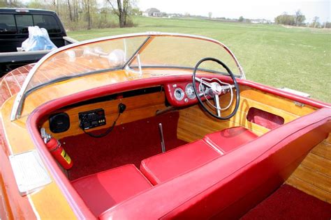 Chris Craft LadyBen Classic Wooden Boats For Sale