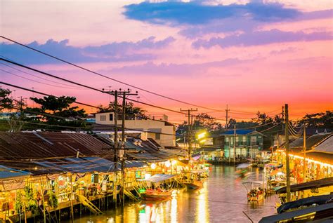 Amphawa floating market is one of the most unique places you can visit in thailand. Floating Markets in Bangkok - The Best locations!