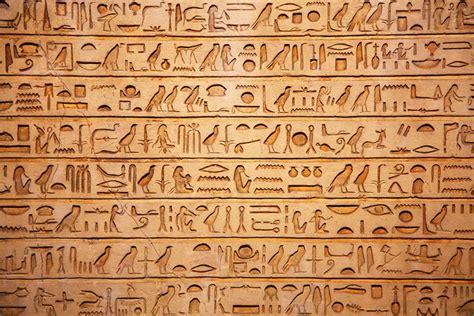 Hieroglyphen — hieroglyphen, bilderschrift, die räthselhaften schriftzeichen der alten aegypter, welche man auf ihren. Egyptian Gods + goddess