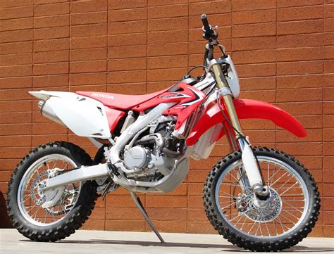 Learn how to convert from horsepower (electric) to horsepower (metric) and what is the conversion factor as well as the conversion formula. 2015 Honda CRF®450X Motorcycles Kingman Arizona U500618