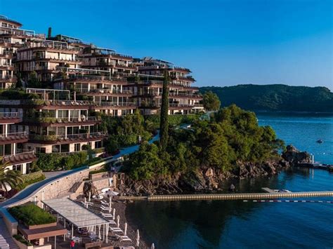 The famous places to visit in budva are within a km from this budva hotel, while the mogren fort is 1.3 km away, and mogren beach is 800 meters away. Book Dukley Hotel & Resort in Budva, Montenegro | Globtour