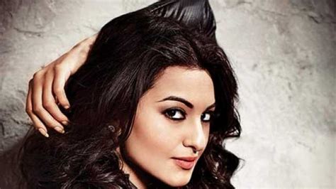 Sonakshi Sinha Starts Shooting For Her Action Flick With Ar Murgadoss
