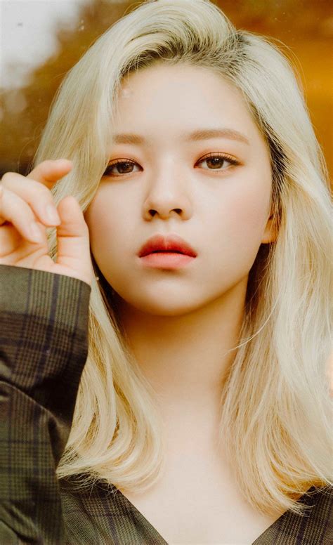 Whitney houston modelos btob feminino mamamoo 2ne1 vestidos twice extended play. TWICE Tampil Dewasa dan Kalem Dalam Foto Teaser Untuk ...