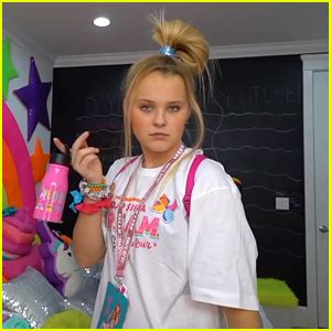 Without revealing her name or any other information about her partner, siwa told fallon, 46, that while she was creating a tiktok with friends who are members of what is known as the pride house — a group of lgbtq tiktok creators. Teen Hollywood Celebrity News and Gossip | Just Jared Jr.