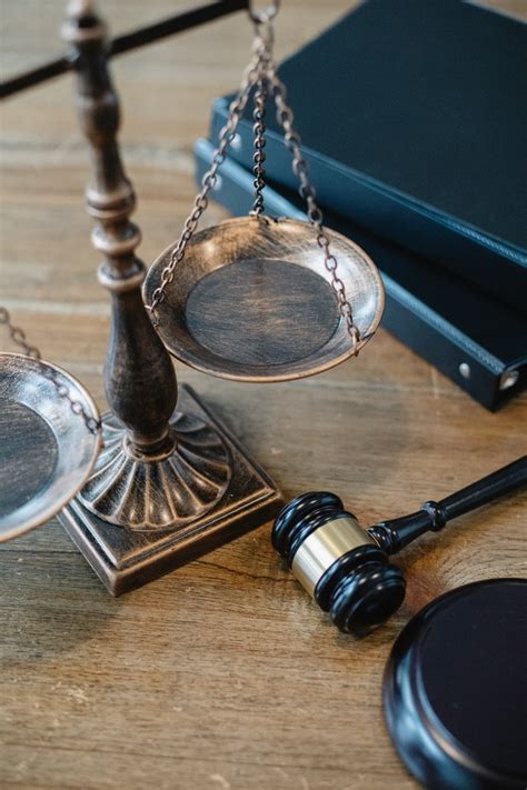 At the law office of greg glass we are criminal attorneys practicing criminal law, gun law, robbery law, and more in the houston, tx area. 5 Best Criminal Attorneys in San Antonio 磊