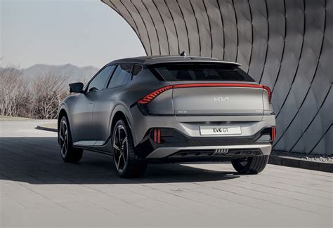 Apr 11, 2021 · but kia's ace is the 577 hp gt: Kia EV6 kommt auch als GT-Version
