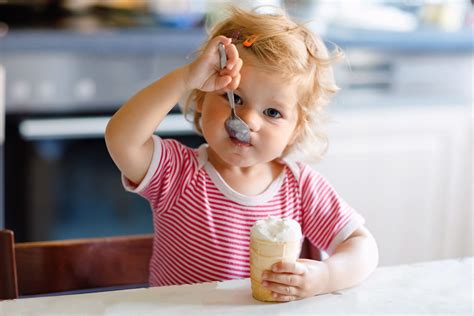 Eis Essen Ab Wann Darf Es Das Baby Das Familienmagazin