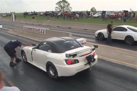 .to wheelie motorcycle beginners wheelies 101 clutch up balance point pop a wheelie insane long motorcycle combo wheelie on highway motorbike wheelies stunt bike stunts motorcycle wheelies into police car rider arrested by cops raw footage bike vs cop wheelie fail. Video: Watch This Honda S2000 Pop A Wheelie Like It's ...