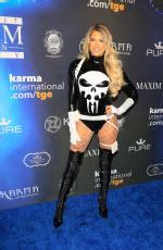 So geht es ihr wirklich. BARBIE BLANK (KELLY KELLY) at 2017 Maxim Halloween Party ...
