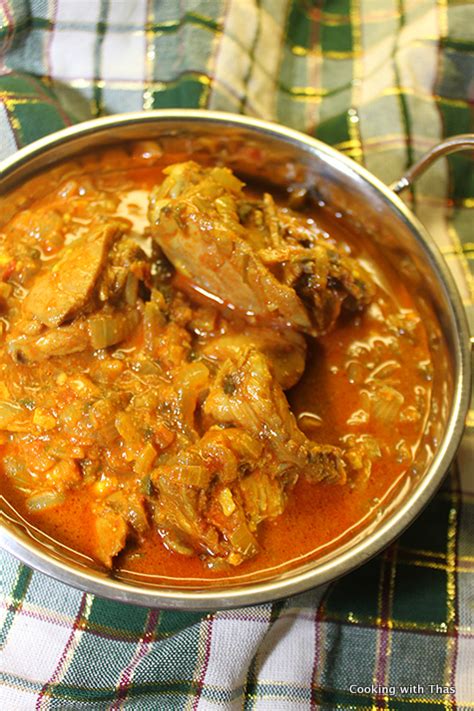 This is similar to the classic butter chicken but with a bit more spice! Easy Chicken Curry Recipe - Cooking with Thas - Healthy ...