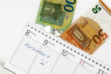 Liczba ofiar śmiertelnych powodzi w zachodniej części niemiec to obecnie 42. Urlop podczas Kurzarbeit - jakie uprawnienia przysługują ...