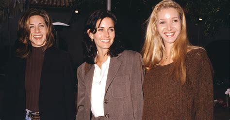 Lisa Kudrow Admits It Was Jarring To See Herself Next To Friends Co