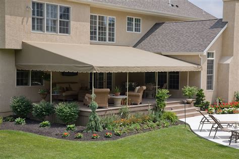 Awnings reduce sunlight, protect patio furniture, and make outdoor living more enjoyable. Deck Canopy - Wall Mount Downingtown PA | Kreider's Canvas ...