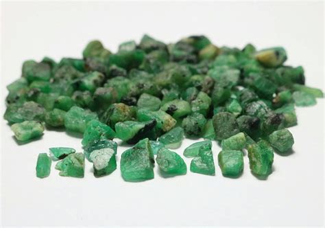 10 Pieces Raw Emerald Natural Emerald Amazing Rough Druzy Etsy