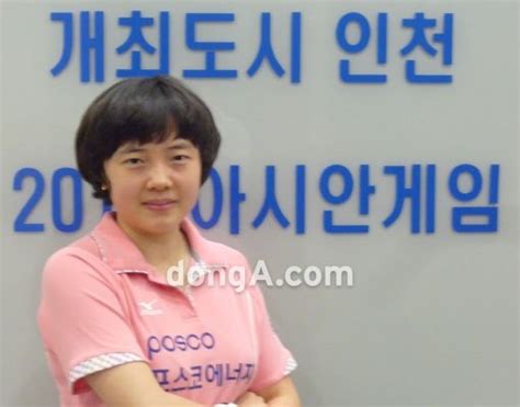 영상 황선우, 자유형 100m '아시아 신기록'으로 결승 진출. '귀화소녀' 전지희 "당예서-석하정 이을 것" : 스포츠동아
