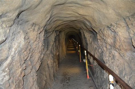 Up Into Random Tunnel On Hike Picture Of Diamond Head
