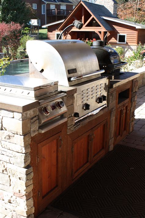 10 Outdoor Built In Grill Ideas