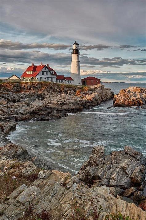 York Maine Lighthouse It Was Built On 1800 Beautiful Landscape