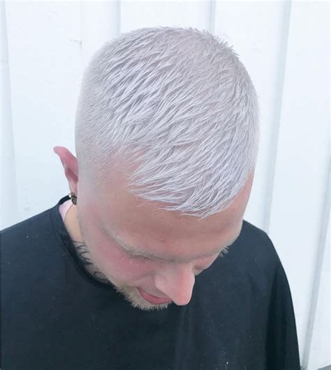 30 Cool Platinum Blonde Hairstyles For Men