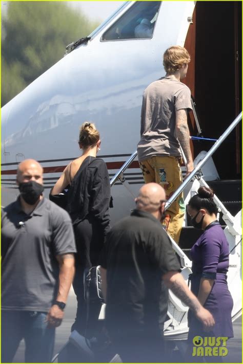 Justin Bieber And Wife Hailey Board A Private Plane Together Photo 1297506 Photo Gallery