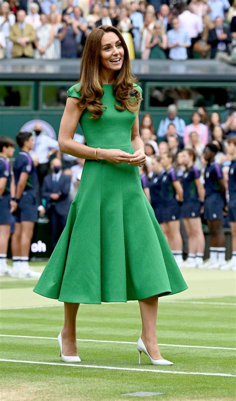 Kate Middletons Green Dress Pays Tribute To Wimbledons History Vogue