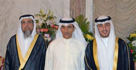 واطلب منك طلب وهو كيف استطيع الحفظ وانا كلما امسكتب المصحف للحفظ لا استطيع. أفراح السبيعي