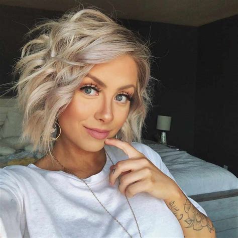 30+ perfect pixie blonde hairstyles in 2019 for… may 15, 2020. Best Pixie And Bob Short Haircuts For Women 2019-2020 ...