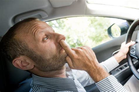 Here Are The Top 6 Most Irritating Driving Habits On The Road Etags