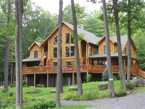 You can research home values, browse lake harmony's hottest homes, and see what century 21's agents have to say about the. Luxury Lakefront Custom Log Home. Perfect f... - VRBO