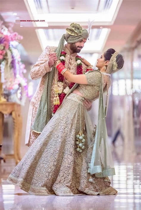 Pin By Akash On Scene In Indian Wedding Couple Bride Photography Poses Bride Groom Poses