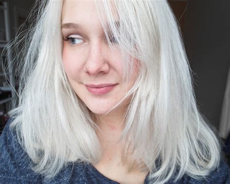 Découvrez notre top 5 : Le blond presque blanc : mes conseils pour une décoloration à la maison - Cecysmily