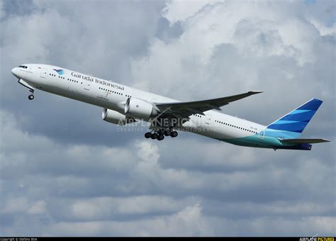 Pk Gie Garuda Indonesia Boeing 777 300er At Amsterdam Schiphol Photo Id 448246 Airplane