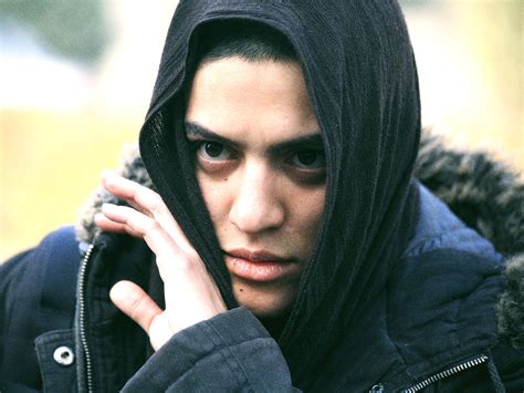 In the wake of a devastating economic recession, fern loses all of her financial assets, and her secure life in a small nevada town. Photo de Shayesteh Irani - Une Femme Iranienne : Photo ...
