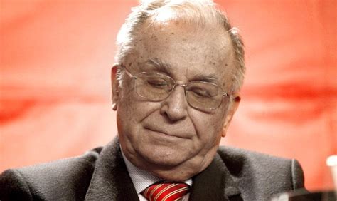 Born march 3, 1930) served as president of romania from 1990 until 1996, and from 2000 until 2004. Ion Iliescu, la spitalul Elias - Observatorul Prahovean