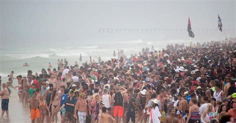 Spring Breakers On The Beach In Panama City Photos