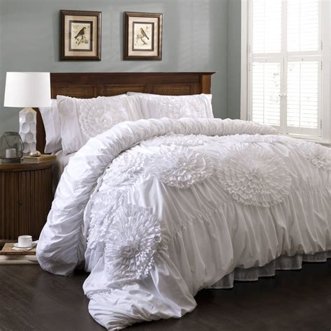 How Beautiful Bedding With White Impression