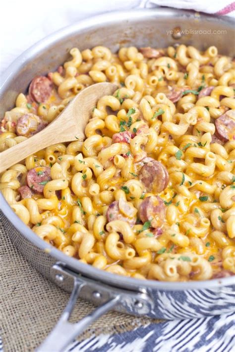 Once your pasta is cooked and drained, and your chicken is cooked and sliced, the actual alfredo sauce takes just a few do you need to use fettuccini pasta? One Pan Chicken Apple Sausage Pasta | Recipe | Chicken sausage recipes, Apple sausage, Easy ...