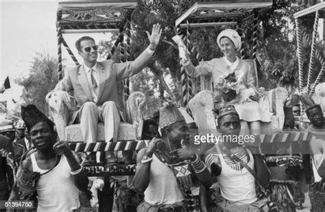 King Baudouin Of Belgium And His Wife Queen Fabiola Wave To News Photo Getty Images