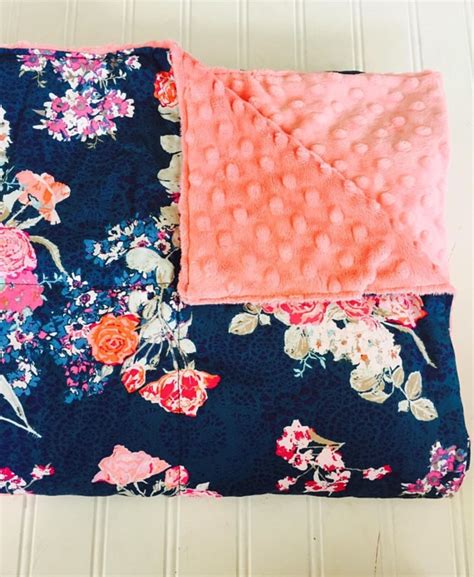 Pin by Autumn Tidwell on Blankets | Weighted blanket, Blanket, Lap pad
